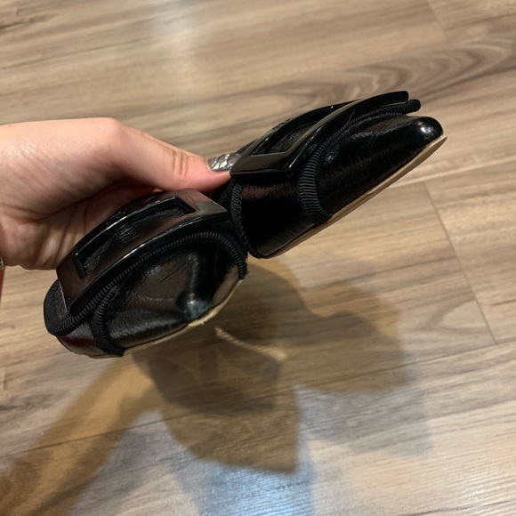 Roger Vivier Soft Gommettine No Pleat Dorsay Flats - Picture 8 of 16